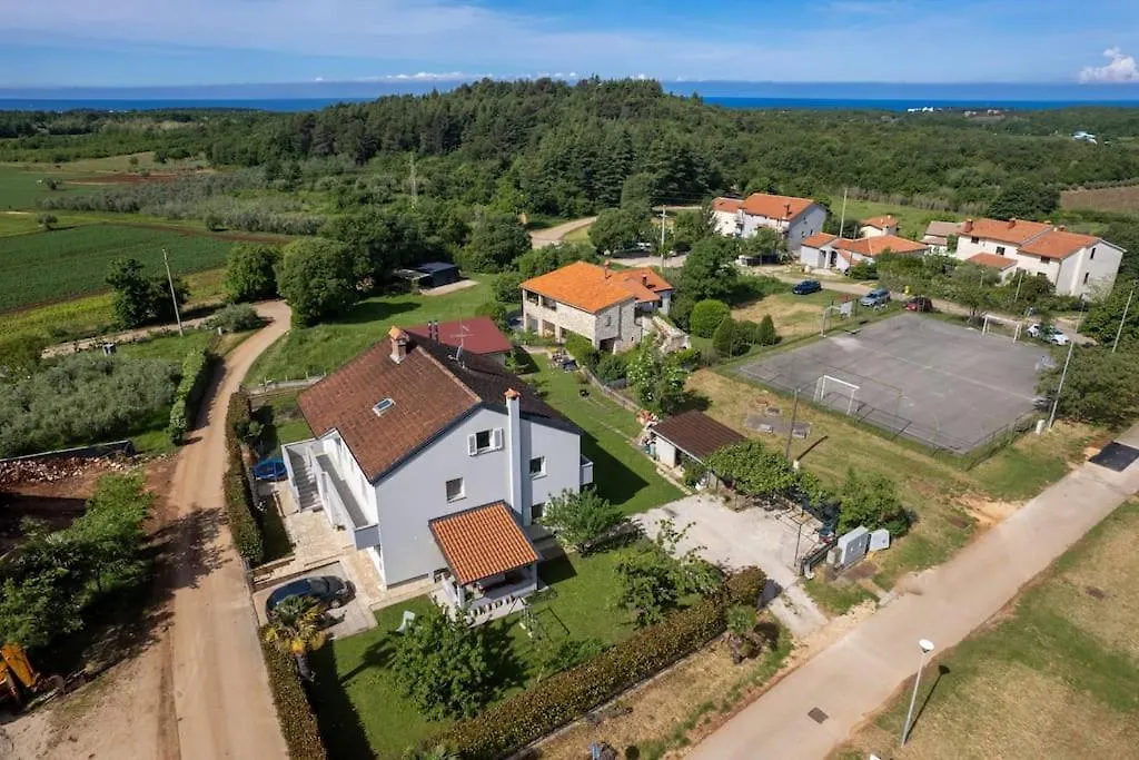 Jani Apartment Porec 0*,